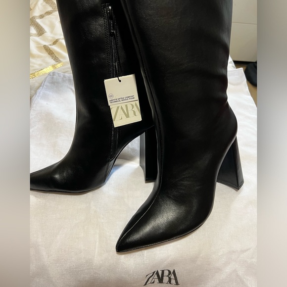 Zara Knee Length Black Heeled Boots - Picture 4 of 7